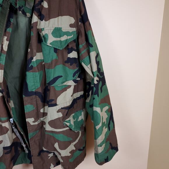 Army Surplus Cold Weather Field Full Zip Coat in Camo Size L - Picture 3 of 12